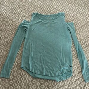 Hollister shirt small